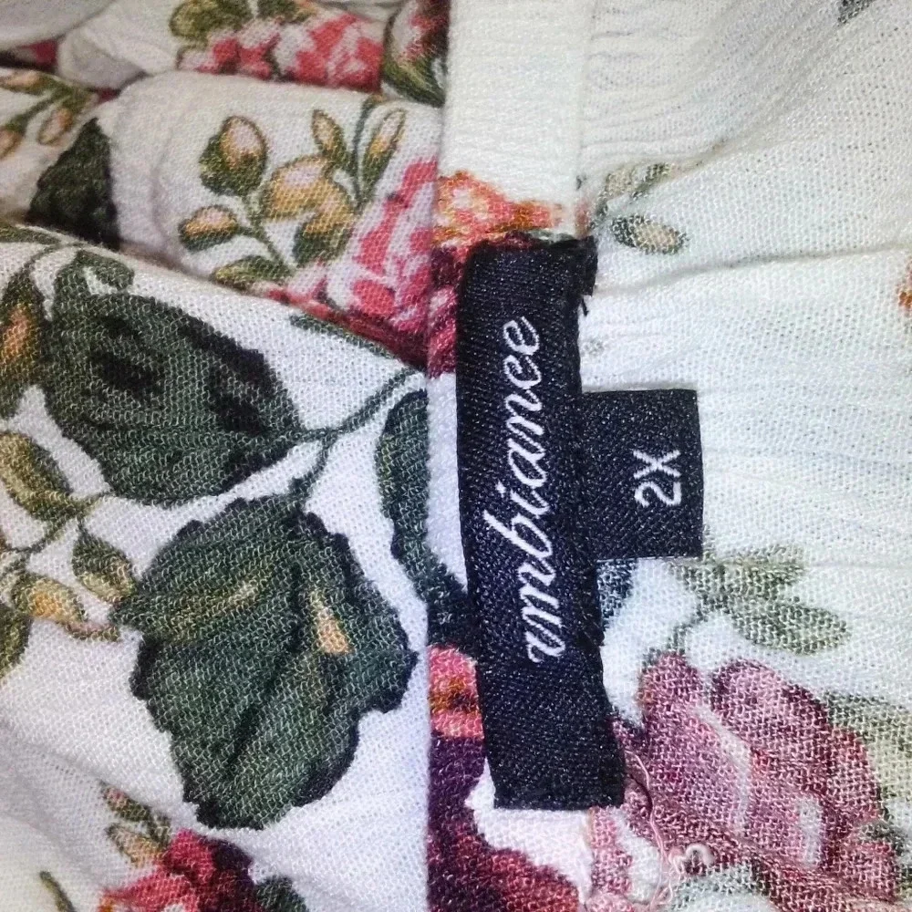 Shirt - Picture 3 of 6